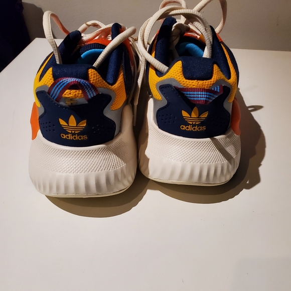 Adidas sneakers - Picture 3 of 4